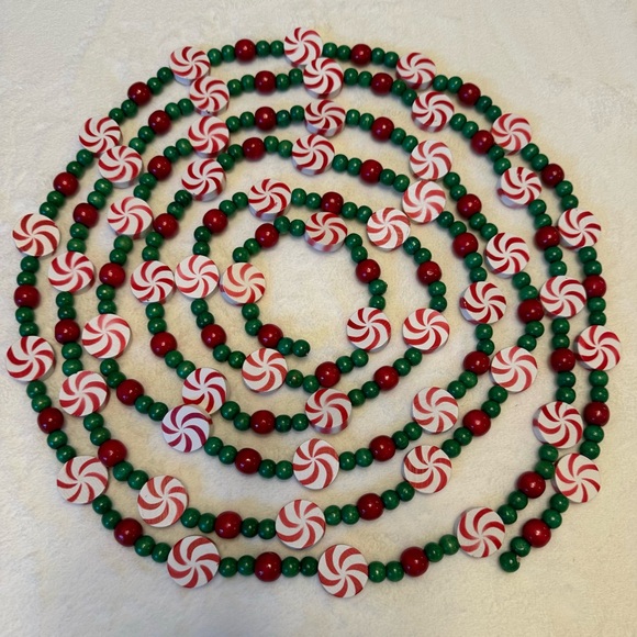 Other - NWOT Vintage Wooden Christmas Garland 143”    11’ 11”